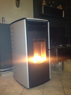 Poêle à pellets hydro